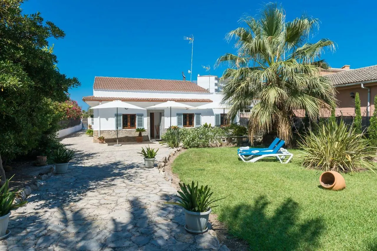 Can Blau Port de Alcudia  Villa
